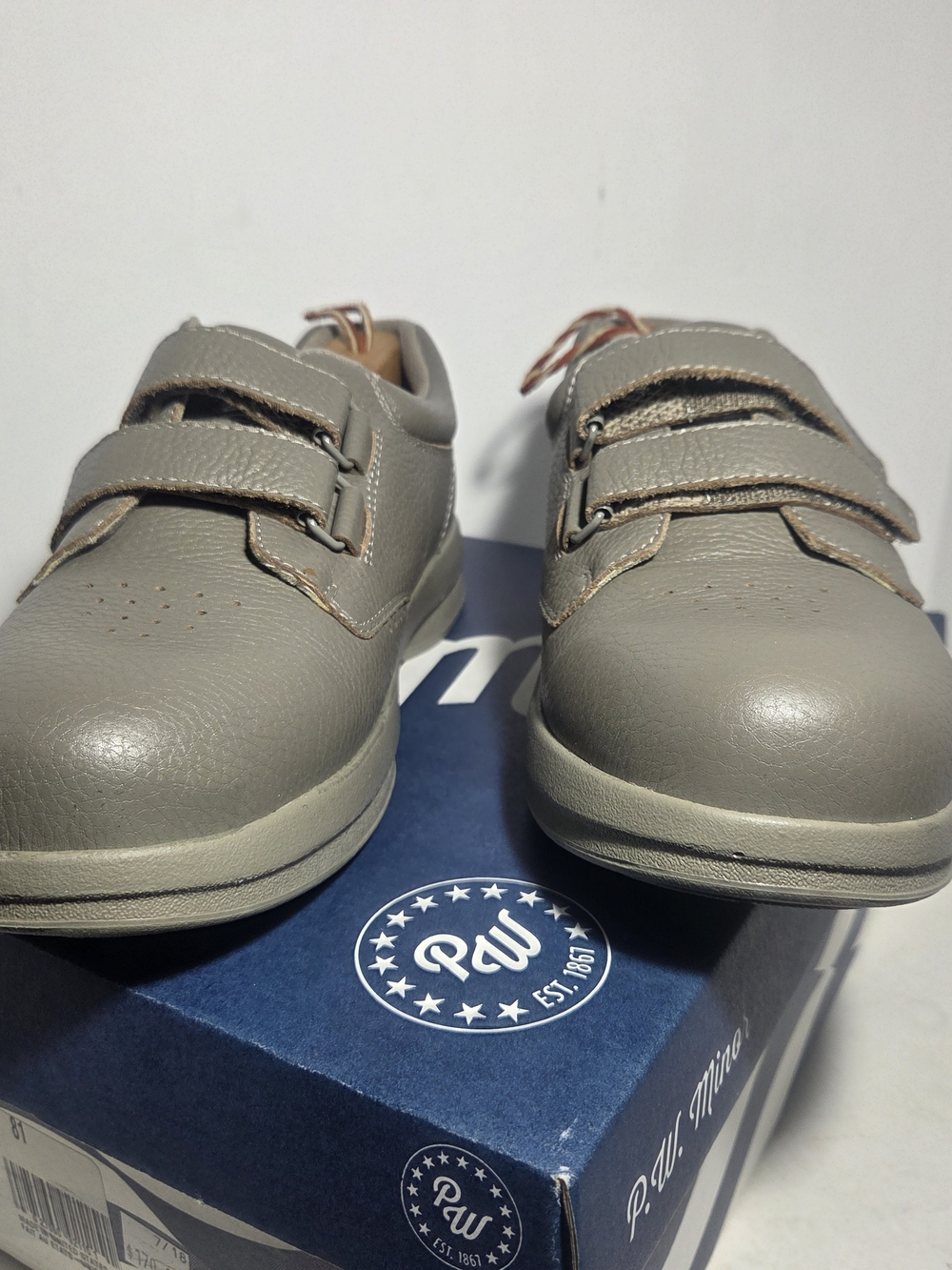 P.W. Minor Men's Leisure Strap DX2 II Taupe Leather Walking Shoes 9.5M w/box - Picture 3 of 10